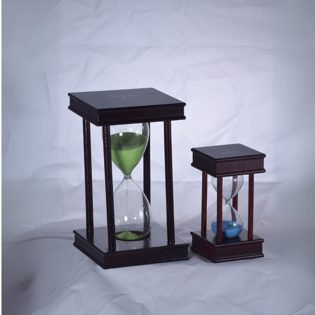 Mini Reloj de Arena de Madera Oscura con Arena Azul