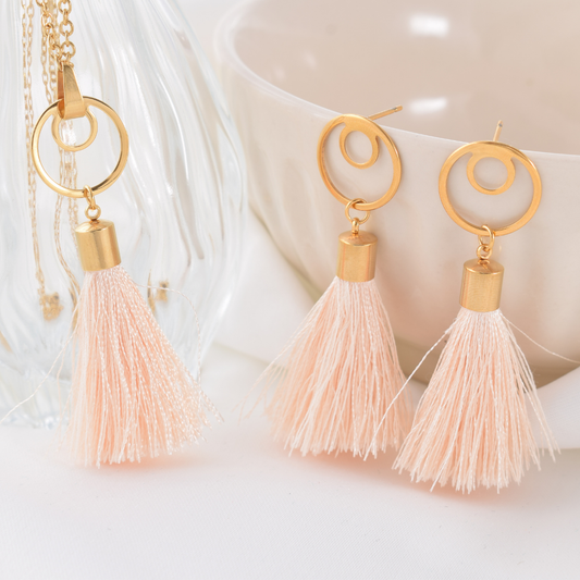 Set collar y aretes - hilo beige
