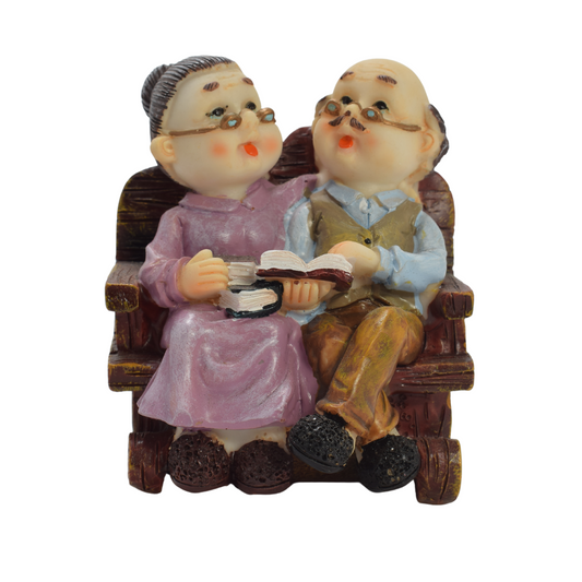 Pareja Abuelos A chico