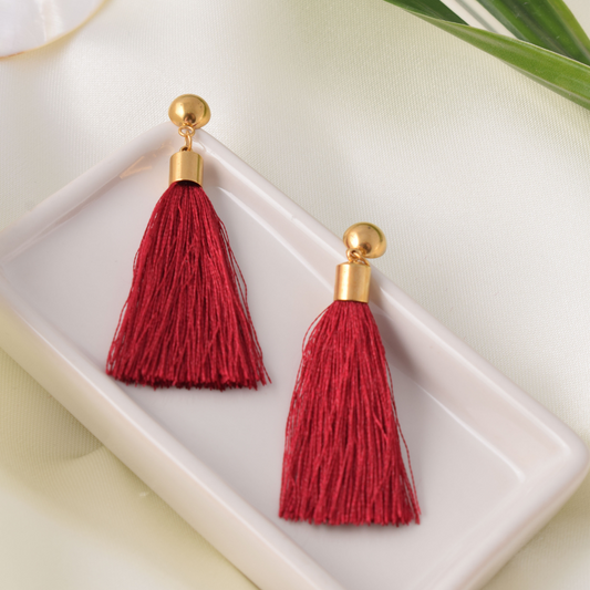 Arete hilos rojos