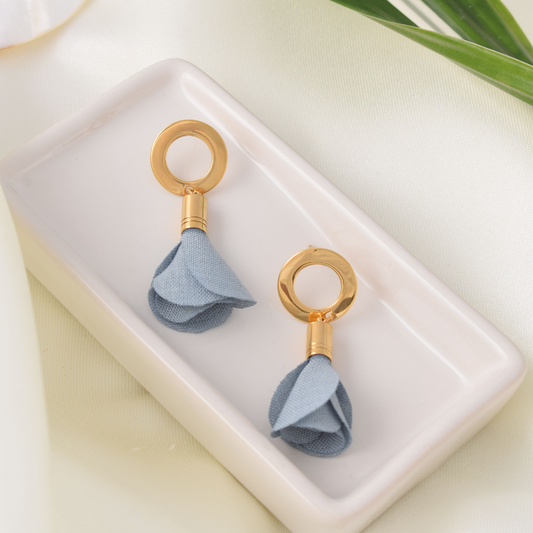 Arete hilos turquesa